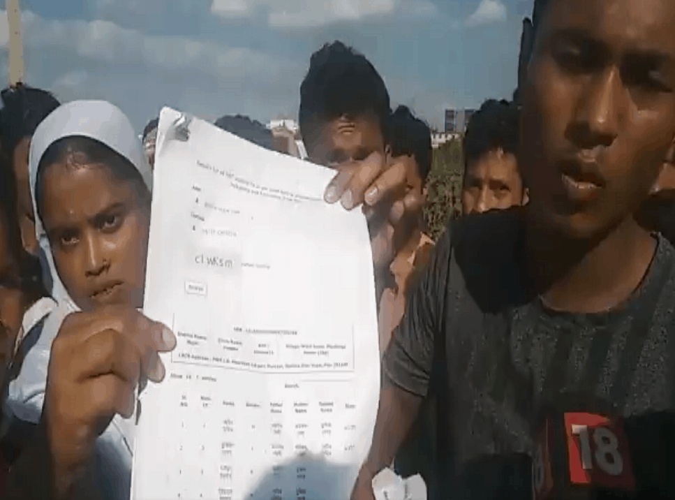 कर्नाटक: बांग्लादेशियों की बस्ती बताकर उनके घरों को गिराया गया!