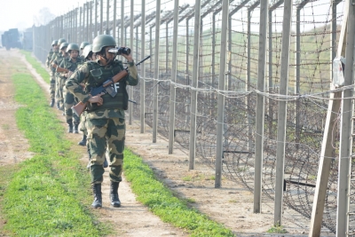 भारत ने जम्मू-कश्मीर में आतंकवादियों की घुसपैठ को लेकर पाकिस्तान को फटकार लगाई