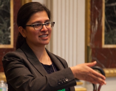 बाइडेन ने भारतीय-अमेरिकी महिला को नीति निदेशक नियुक्त किया