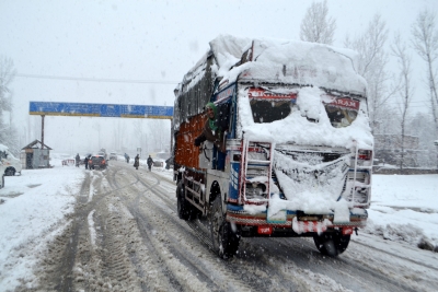 जम्मू एवं श्रीनगर राजमार्ग बहाल