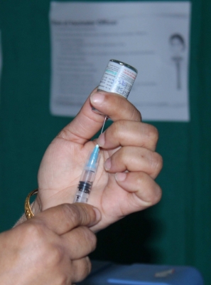 भारत में 12 जनवरी से कोविड टीकाकरण शुरू होने की संभावना