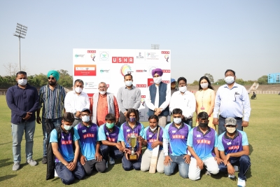 दिव्यांग क्रिकेट लीग : व्हीलर्स 11, साइलेंट हीरोज और विजन्स विजेता बनकर उभरे