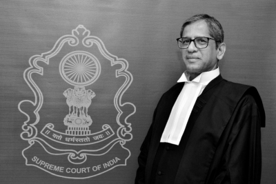 जस्टिस एनवी रमण ने भारत के नए मुख्य न्यायाधीश के रूप में शपथ ली