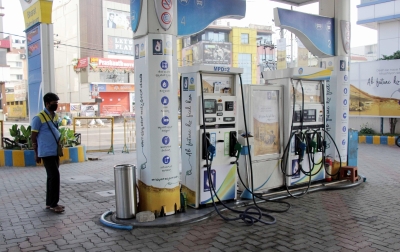 भारत में पेट्रोल और डीजल की कीमतों में नहीं हुआ कोई बदलाव
