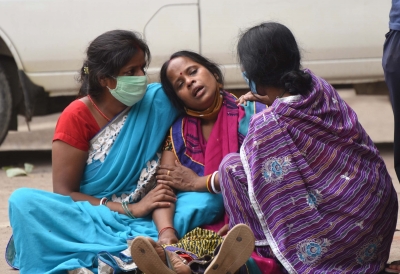 महाराष्ट्र में कोविड के नए मामलों में कमी, मौतें बढ़ीं, अब तक 83 हजार से ज्यादा मरे