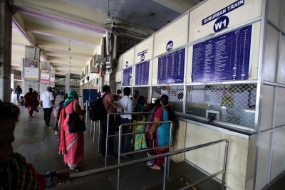 चेन्नई उपनगरीय ट्रेनों में महिलाओं के लिए कोई समय प्रतिबंध नहीं