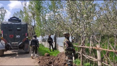 कश्मीर : सरेंडर करने से इनकार करने वाला हिजबुल आतंकी मुठभेड़ में ढेर