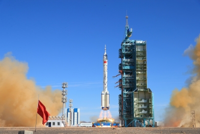 कई देशों के अंतरिक्ष विभागों ने शनचो-12 के सफल प्रक्षेपण पर बधाई दी