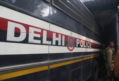 पुलिस ने यूपी के इटावा में दिल्ली की 12 वर्षीय लापता लड़की का लगाया पता