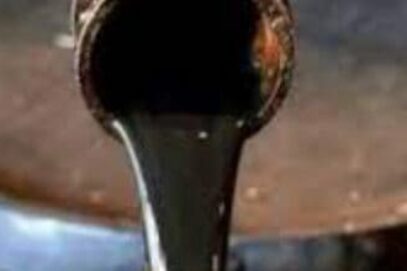 सऊदी अरब नवंबर से तेल उत्पादन में 573,000 बैरल/दिन की कटौती करेगा